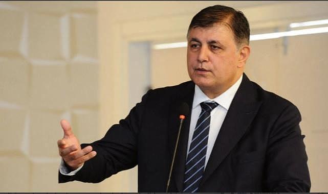 Başkan Tugay o Kurultay delegesinin İl Başkanına attığı mesajı açıkladı: İzmir İl delegeleri para almadı, onları kastetmedim