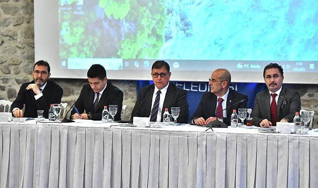 Başkan Tugay: Yapı stoku problemini halledeceğiz