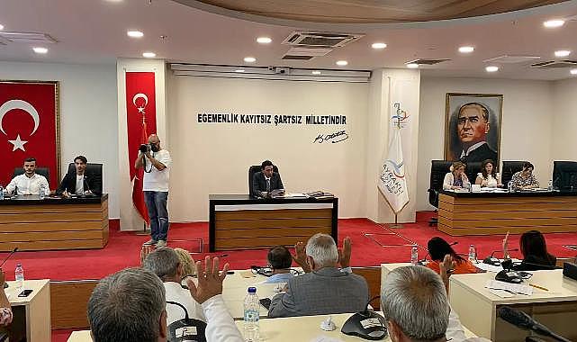 Bayraklı Belediyesi Meclis Toplantısı Tartışmalar Nedeniyle İptal Edildi