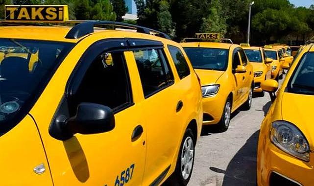 İzmir'de Korsan Taksilerle Mücadele Şiddetini Artırıyor: 150'ye Yakın Araç Kontak Kapattı