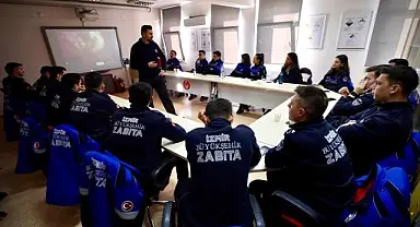 İzmir İtfaiyesi’nden zabıta personeline yangın güvenliği eğitimi