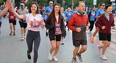 İzmir Maratonu'na valilik engeli!