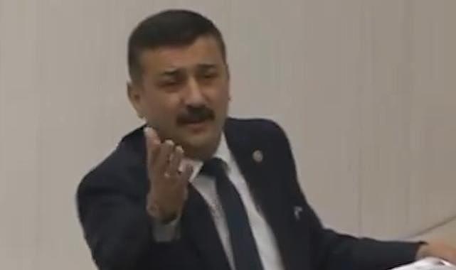 İYİ Partili Türkoğlu iftardan önce su içti, tepki gelince, 'fidyemi' ödüyorum dedi!