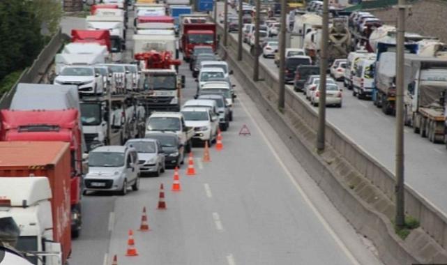 Ankara Valiliği duyurdu: Kamyon, çekici ve tanker cinsi araçlara trafik yasağı