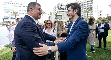 Başkan Tugay’dan gazetecilere destek