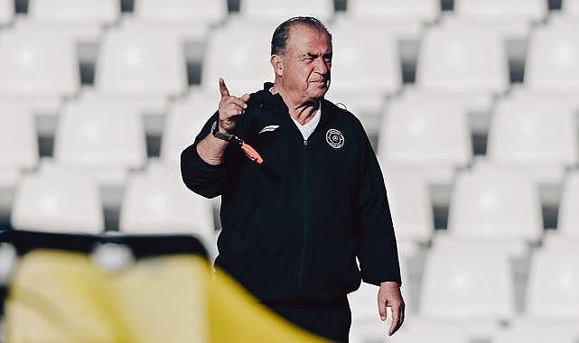 Fatih Terim, Suudi Arabistan'da bir ilki yaşadı