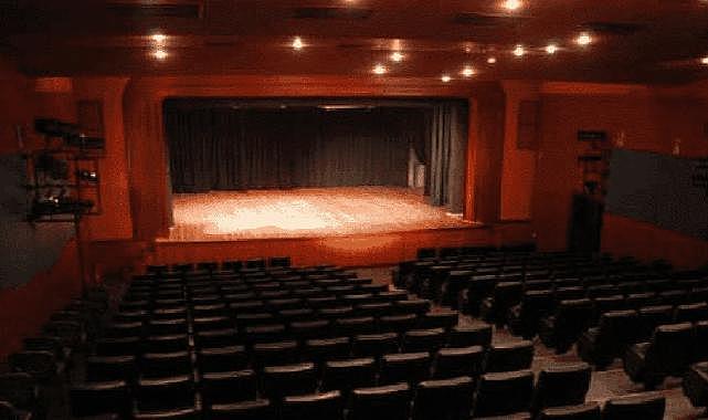 İzmir'in beyaz perdesinde mart gösterimleri: Dünyaca ünlü yönetmenin filmleri ücretsiz izlenebilecek
