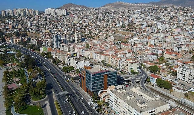 "İzmirliler ancak 700 yıl sonra güvenli evlerde yaşayacaklar!"