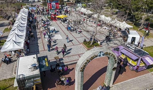 Karşıyaka’da kadın üreticilere destek: Kadın El Emeği Pazarı kuruldu