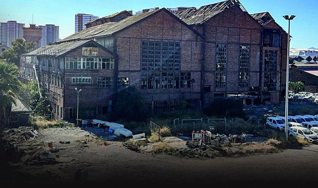 İzmir’deki tarihi binayla ilgili flaş gelişme... Vali Elban Elektrik Fabrikası’na talip oldu!