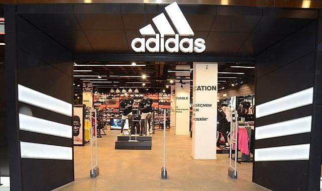 Adidas'ta 544 bin müşterinin bilgileri çalındı! Şirketten açıklama var, işte detaylar