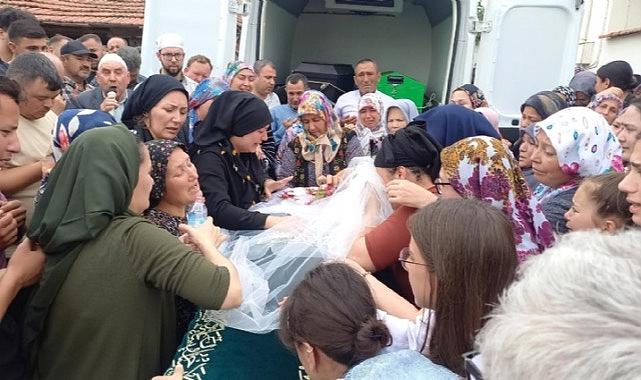 Aydın'da traktör kazasında hayatını kaybeden genç kız duvağıyla uğurlandı