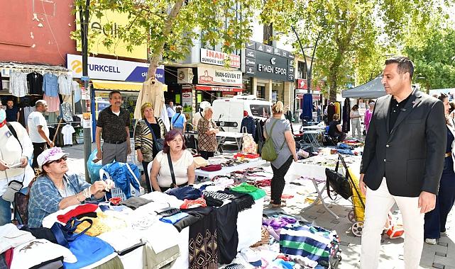 Çiğli'de 2. El eşya ve kıyafet kermesi yoğun ilgi gördü!