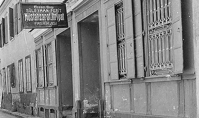 ECZACIBAŞI AİLESİ TARİHİ İLAÇ FABRİKASINI İZMİR'E ARMAĞAN ETTİ