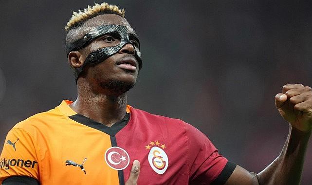 Erden Timur'dan cevap! Osimhen, Galatasaray'da kalacak mı?