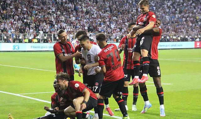 Fatih Karagümrük, Süper Lig'e yükselen üçüncü ve son takım oldu!