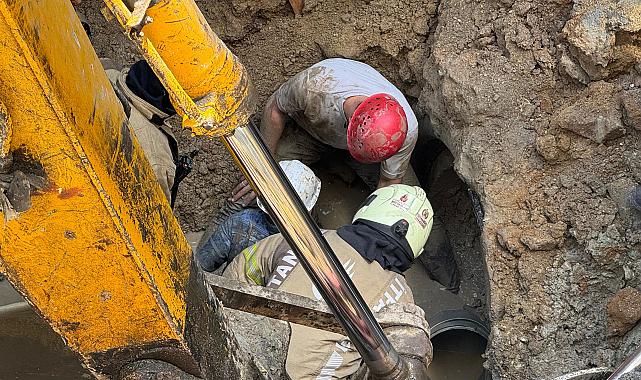 İstanbul'da kanalizasyon çalışmasında göçük! Bir işçi mahsur kaldı