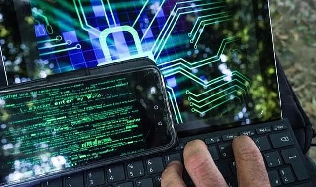 İzmir'de de harekete geçildi: Siber dolandırıcılık şebekesi çökertildi