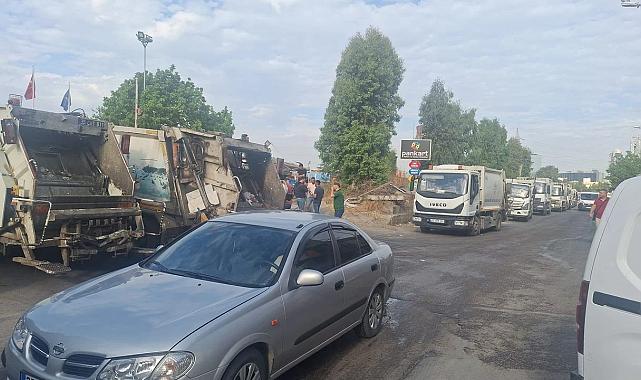 İzmir'de grev etkisi... Çöp kamyonları kuyruğu!
