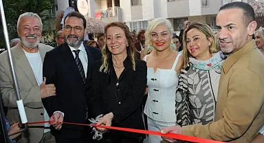 My Wave Butik Kafe Bostanlı'da açıldı
