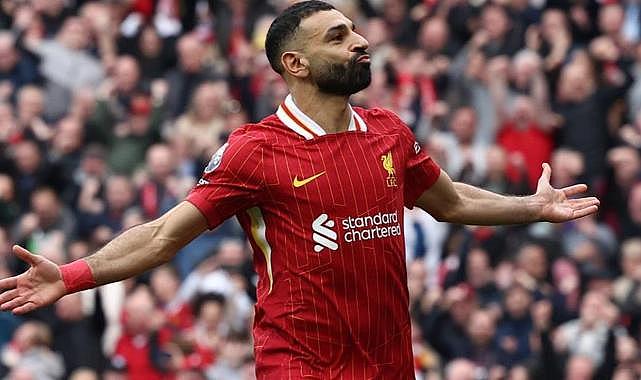 Premier Lig'de yılın futbolcusu belli oldu! Mohamed Salah ödüle doymuyor
