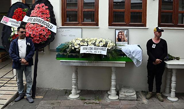 Şarkıcı Şimal, Kuşadası'nda son yolculuğuna uğurlandı