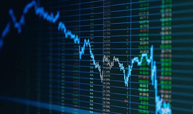 CHP davası ertelendi, borsa yükselişe geçti