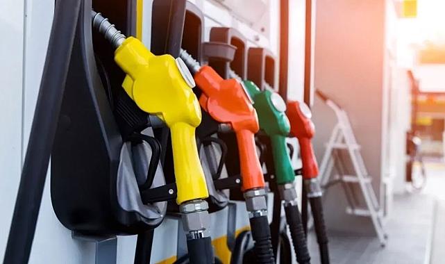 Zamdan sonra indirim: Motorin bu gece ucuzluyor