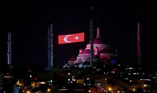 90 bin camide sela: 15 Temmuz yeniden hatırlandı