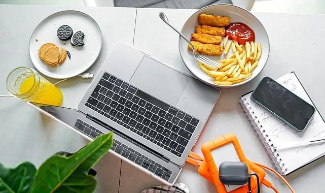 Aşırı İşlenmiş Gıdalar Beyinde Bağımlılık Riskini Artırıyor