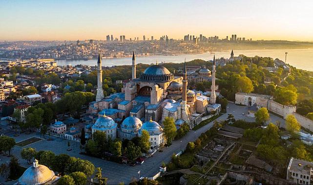 Ayasofya Camii 40 milyon ziyaretçiyle rekor kırdı