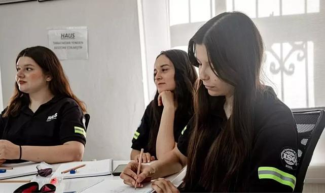 Aydın'da Kadınlara CNC Operatörlüğü Eğitimi Başladı