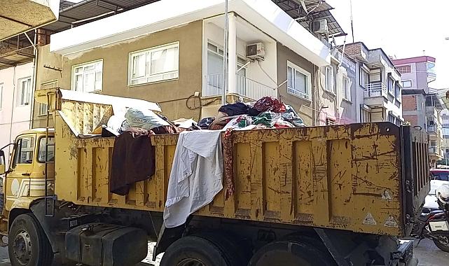Aydın’da korkutan çöp ev: 6 kamyon atık çıkarıldı
