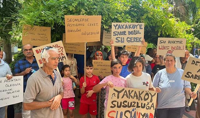 Bornova Yakaköy Mahallesi’nde Su Eylemi: Susuzluk Sorunu