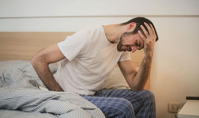 Bulantı ve kusma ile birlikte idrar yapma zorluğu tehlike işareti