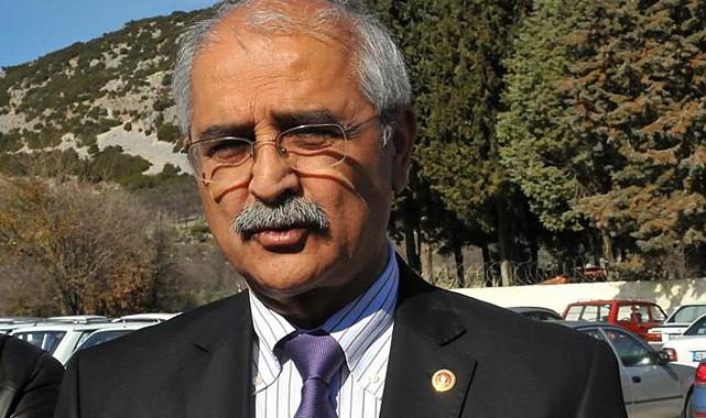 CHP'li eski vekil kazada yaralandı, durumu kontrol altında