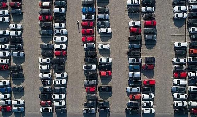 Çin’de sıfır araca 6 ay satmama şartı geliyor