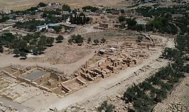 Dara Antik Kenti’nde devasa 1500 yıllık mozaik bulundu