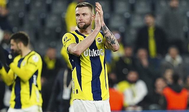 Fenerbahçe 3 yıldız için PSG'yle masada!