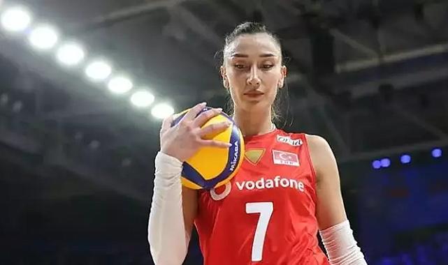 Forma tanıtımında Hande Baladın rüzgarı esti