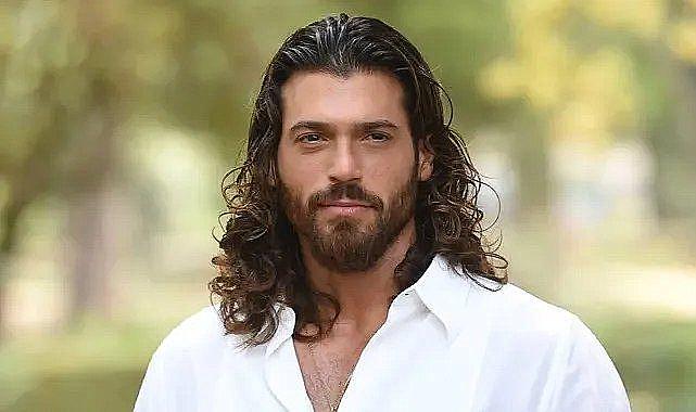 İtalya tercihiyle tepki çeken Can Yaman Türkiye'de