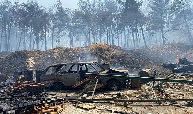 İzmir çevre yolunda yangın alarmı: Trafik durdu