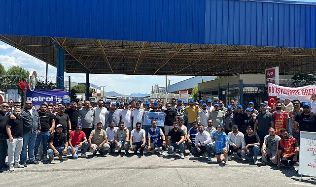 İzmir işçileri düşük ücret ve kötü koşullara karşı direniyor