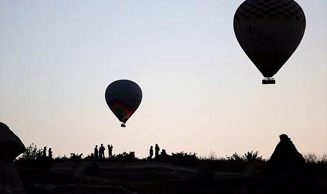 Kapadokya semalarında sıcak hava balonlarıyla keşif zamanı