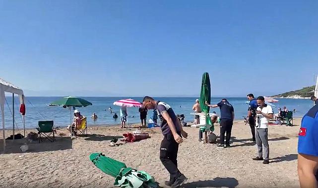Menderes Belediyesi’nden kaçak şezlong temizliği