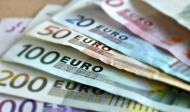 Piyasalarda FED bekleyişi: Dolar ve Euro yatay seyirde
