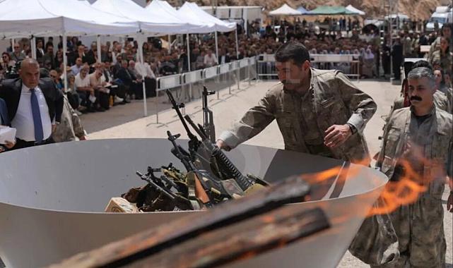 PKK 41 yıl sonra silah bıraktı: İlk görüntüler geldi