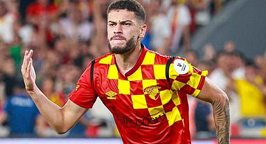 Romulo’ya yüksek talep, Feyenoord geri çekildi