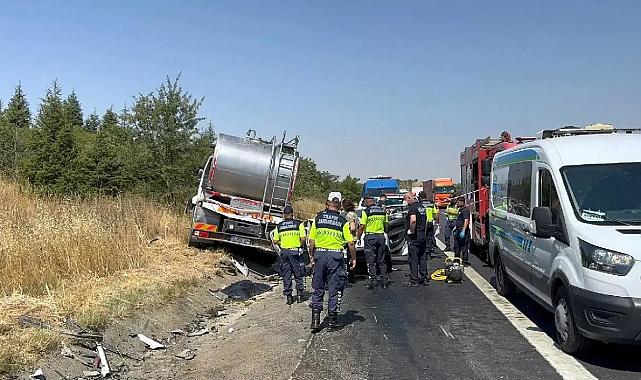 Tekirdağ'da otomobil ile süt kamyonu çarpıştı: 4 ölü