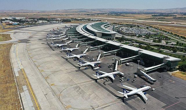 Türk hava sahasında bir günde 6 bin 110 uçuş